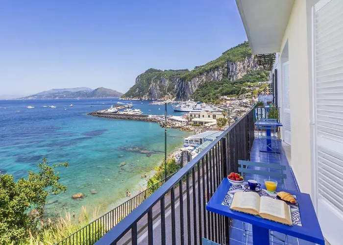 Blue View Apartment *